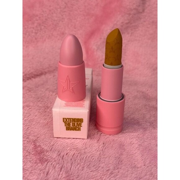 New! Extending The Olive Branch Jeffree Star Velvet Trap Lipstick BNIB NWT - Picture 4 of 4